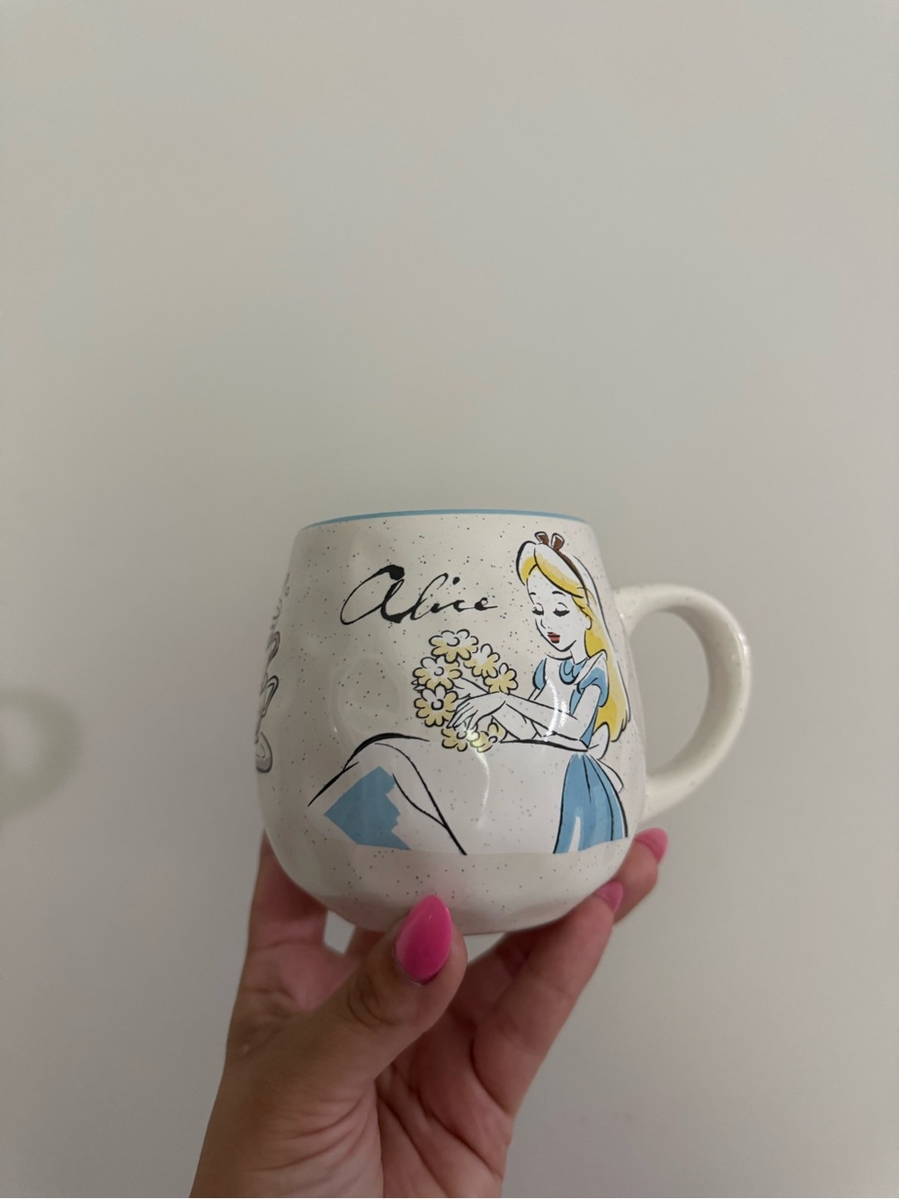 Disney’s Alice This Way To Wonderland Organic Ceramic Stoneware Egg Mug - Picture 3 of 5